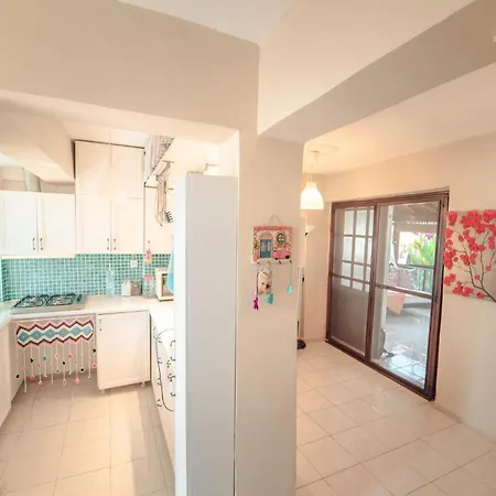 Charming Duplex With Pool And Spacious Balcony In Lejlighed